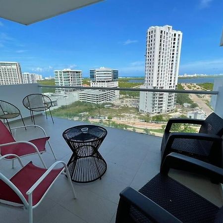Malecon Américas by Andiani Travel Cancún Exterior foto