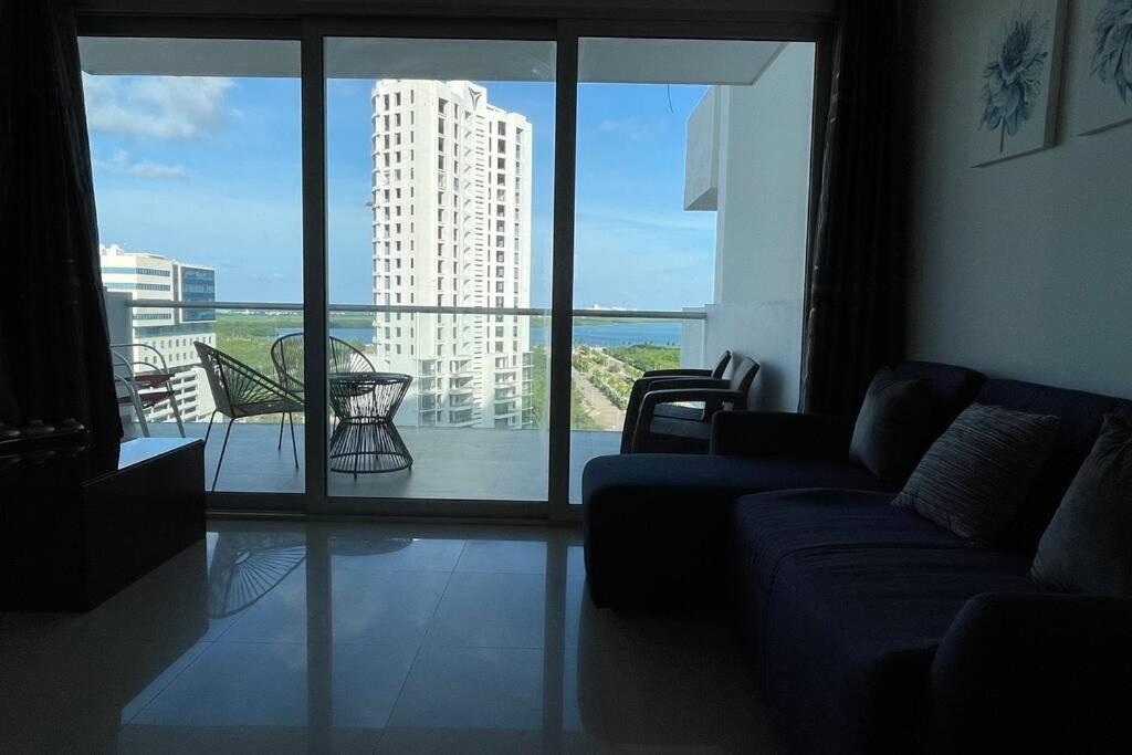 Malecon Américas by Andiani Travel Cancún Exterior foto