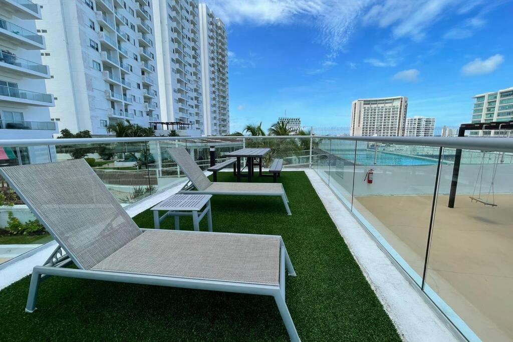 Malecon Américas by Andiani Travel Cancún Exterior foto